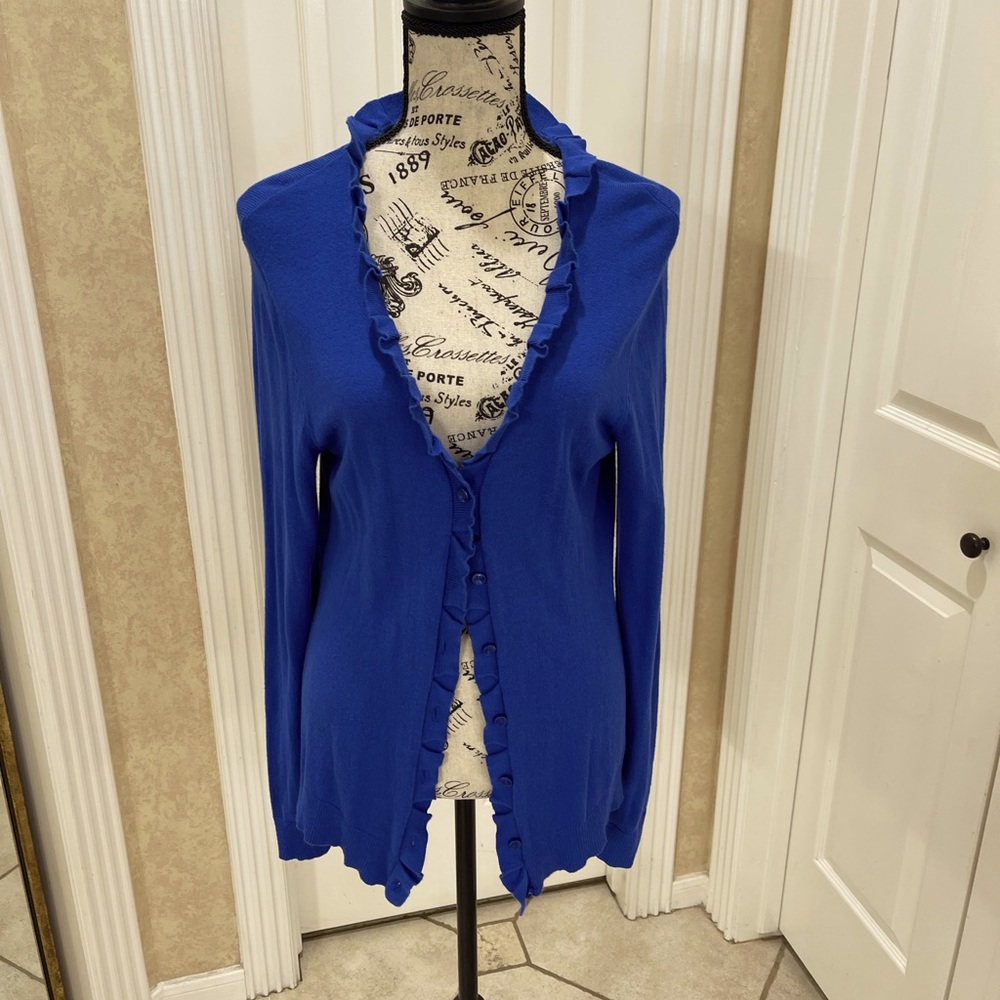 Cardigan Sweater with Ruffled Trim M - Picture 2 of 11
